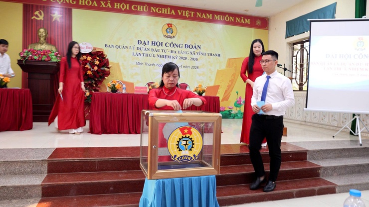 Đại hội Công đoàn Ban Quản lý dự án đầu tư – hạ tầng xã Vĩnh Thanh lần thứ I, nhiệm kỳ 2025–2030 thành công tốt đẹp- Ảnh 9.