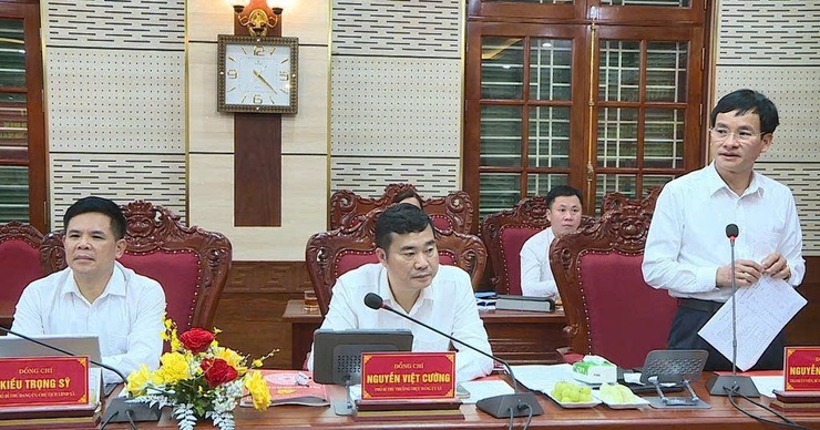 Đoàn kiểm tra, giám sát số 10 của Bộ Chính trị, Ban Bí thư làm việc với Ban Thường vụ Đảng uỷ xã Phúc Thọ- Ảnh 3.