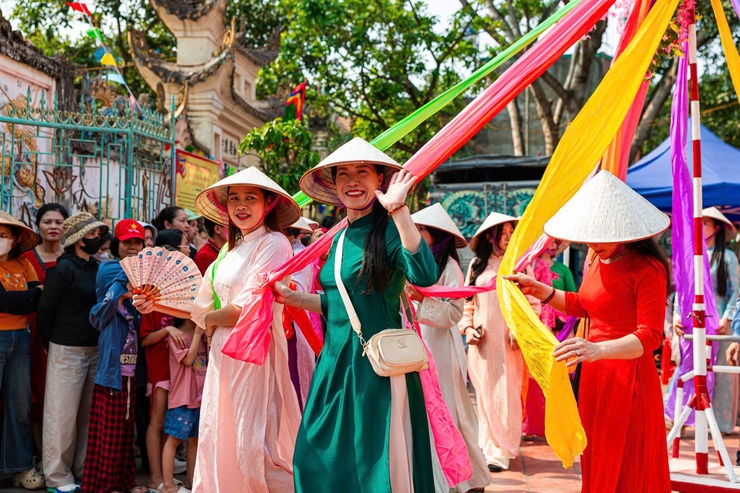 LỄ HỘI LÀNG CANH HOẠCH: GIỮ GÌN NÉT XƯA, BẢO TỒN DI SẢN NGÀN NĂM.- Ảnh 11.