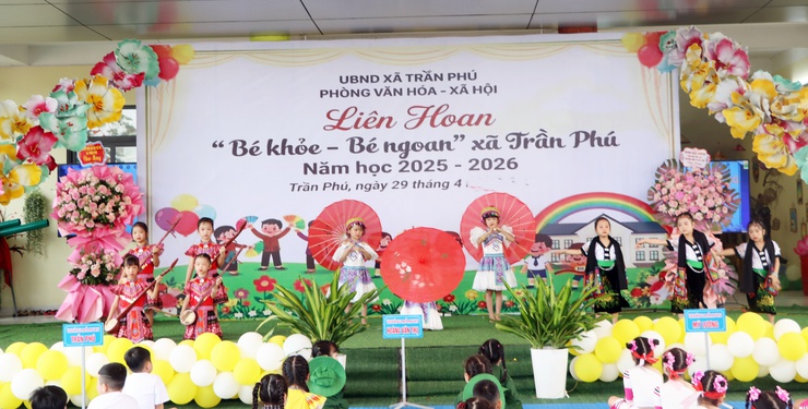 UBND xã Trần Phú tổ chức thành công: Liên hoan “Bé khỏe – Bé ngoan”- Ảnh 4.