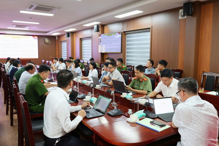 Nâng cao trách nhiệm của cán bộ trong bảo vệ bí mật Nhà nước và an ninh mạng- Ảnh 3.
