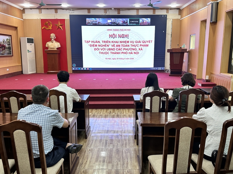 XÃ ĐẠI THANH THAM GIA HỘI NGHỊ TRỰC TUYẾN TẬP HUẤN, TRIỂN KHAI NHIỆM VỤ GIẢI QUYẾT “ĐIỂM NGHẼN" VỀ AN TOÀN THỰC PHẨM ĐỐI VỚI UBND CÁC PHƯỜNG, XÃ THUỘC THÀNH PHỐ HÀ NỘI- Ảnh 1.