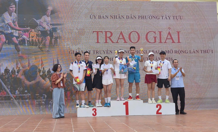 Giải Vật truyền thống và giải Pickleball mở rộng lần thứ I phường Tây Tựu năm 2026 thành công tốt đẹp- Ảnh 4.