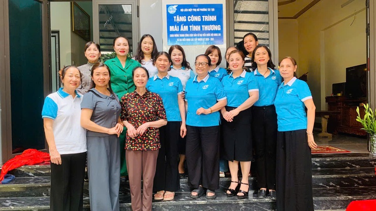 Hội LHPN phường Tây Tựu trao “Mái ấm tình thương” cho hội viên phụ nữ có hoàn cảnh khó khăn- Ảnh 3.