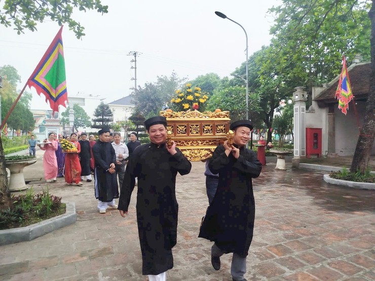 Làng Mậu Hoà kỷ niệm 1.092 năm Ngày sinh Tướng công Phạm Đông Nga - Ảnh 4.