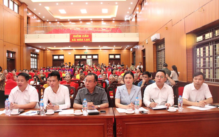 Liên hoan tiếng hát dân ca người cao tuổi xã Hòa Lạc - lan tỏa tinh thần “Sống vui, sống khỏe, sống có ích”- Ảnh 2.