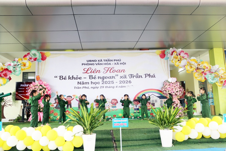 UBND xã Trần Phú tổ chức thành công: Liên hoan “Bé khỏe – Bé ngoan”- Ảnh 7.