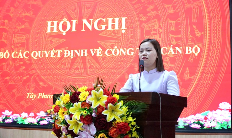 Tây Phương công bố quyết định tiếp nhận, bổ nhiệm viên chức trong lĩnh vực giáo dục- Ảnh 4.