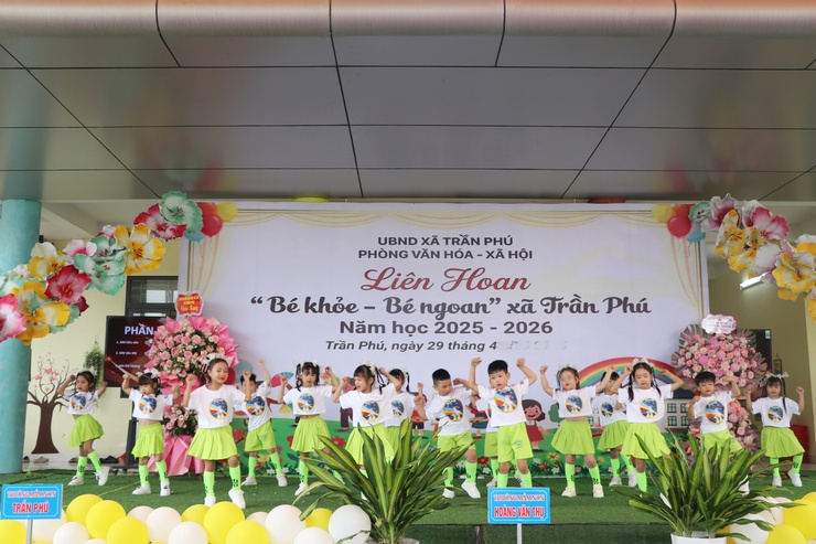 UBND xã Trần Phú tổ chức thành công: Liên hoan “Bé khỏe – Bé ngoan”- Ảnh 8.