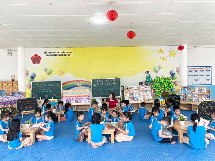 TRƯỜNG MẦM NON THẠCH XÁ SÔI NỔI CÁC HOẠT ĐỘNG HƯỞNG ỨNG NGÀY 30/4, 1/5 VÀ NGÀY SÁCH VIỆT NAM 2026- Ảnh 4.
