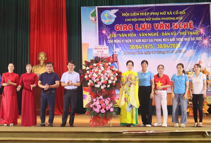 CHI HỘI PHỤ NỮ THÔN PHƯƠNG KHÊ TỔ CHỨC LIÊN HOAN VĂN NGHỆ CHÀO MỪNG 51 NĂM NGÀY GIẢI PHÓNG MIỀN NAM- Ảnh 1.