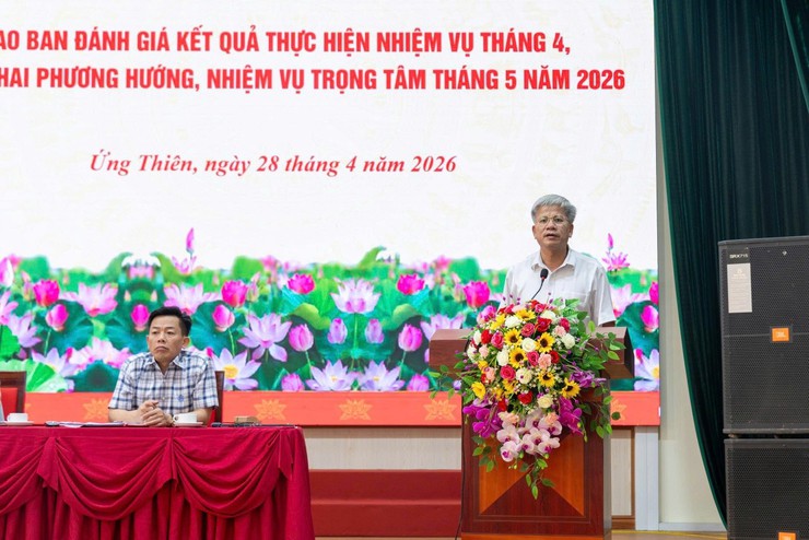 Đẩy mạnh chuyển đổi số, vận hành hiệu quả mô hình “4 trục thông suốt”, xã Ứng Thiên quyết tâm hoàn thành toàn diện nhiệm vụ tháng 5 và quý II-2026- Ảnh 6.