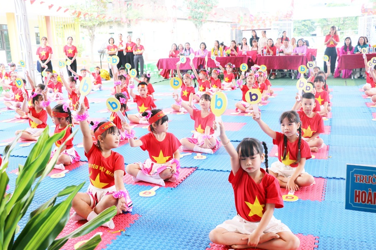 UBND xã Trần Phú tổ chức thành công: Liên hoan “Bé khỏe – Bé ngoan”- Ảnh 10.