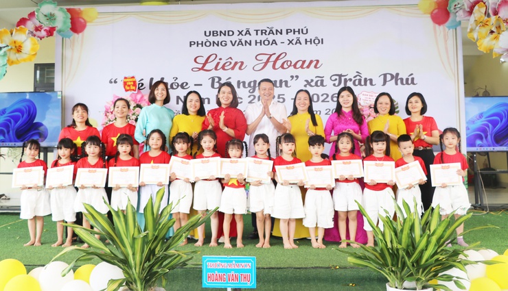 UBND xã Trần Phú tổ chức thành công: Liên hoan “Bé khỏe – Bé ngoan”- Ảnh 15.