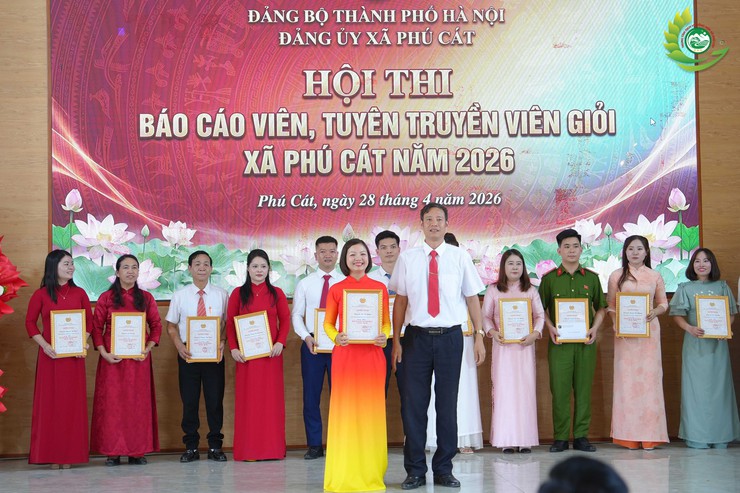 Sôi nổi Hội thi Báo cáo viên, tuyên truyền viên giỏi xã Phú Cát năm 2026- Ảnh 8.