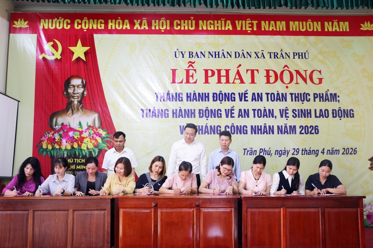 Xã Trần Phú phát động Tháng hành động về an toàn thực phẩm, an toàn vệ sinh lao động và Tháng Công nhân năm 2026- Ảnh 3.