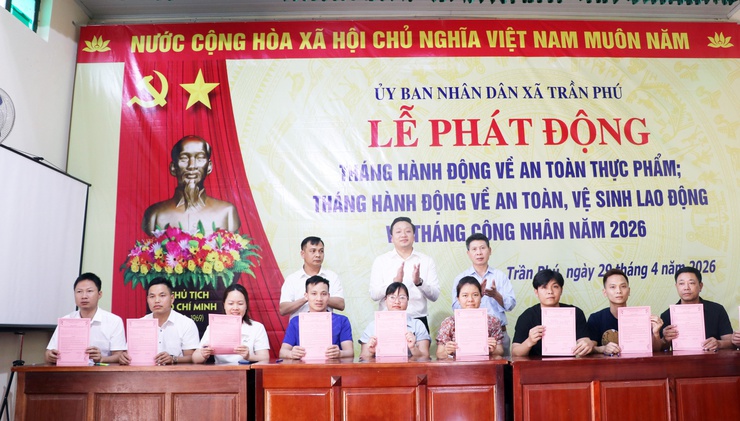 Xã Trần Phú phát động Tháng hành động về an toàn thực phẩm, an toàn vệ sinh lao động và Tháng Công nhân năm 2026- Ảnh 5.