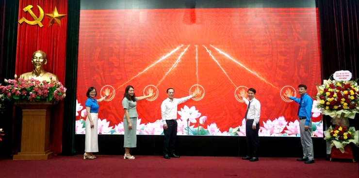 Phường Việt Hưng phát động Tháng hành động về An toàn vệ sinh lao động và Tháng Công nhân năm 2026- Ảnh 4.