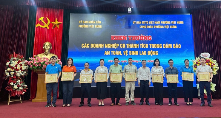 Phường Việt Hưng phát động Tháng hành động về An toàn vệ sinh lao động và Tháng Công nhân năm 2026- Ảnh 6.