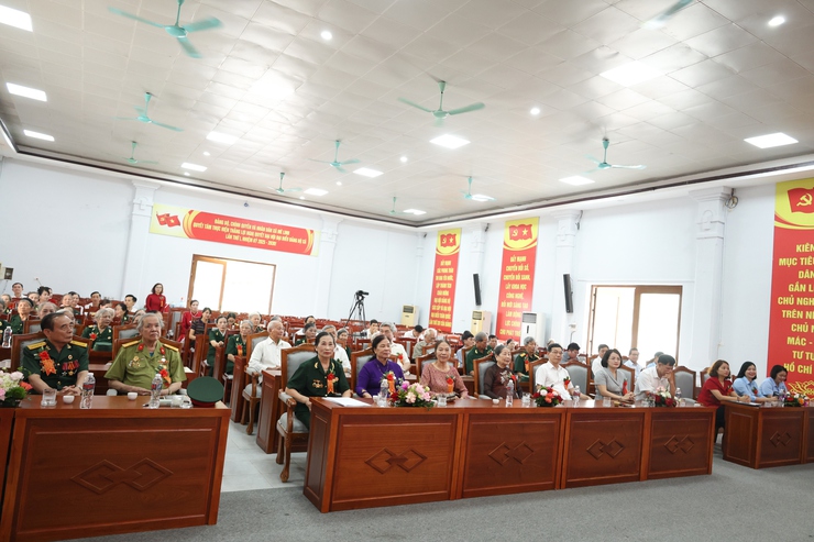 TRUNG ĐỘI NỮ DÂN QUÂN QUYẾT THẮNG XÃ MÊ LINH TỔ CHỨC LỄ KỈ NIỆM 60 NĂM NGÀY THÀNH LẬP (1966 - 2026)- Ảnh 4.