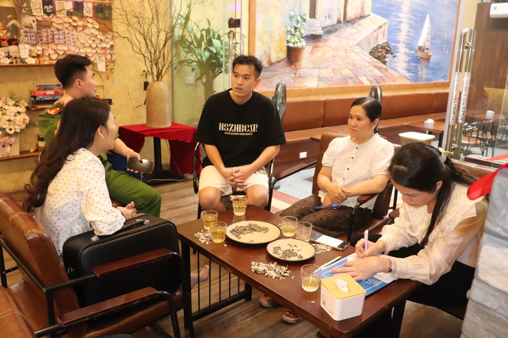 Phú Xuyên đồng loạt kiểm tra quán ăn đường phố “Tháng hành động vì an toàn thực phẩm” năm 2026 - Ảnh 3.