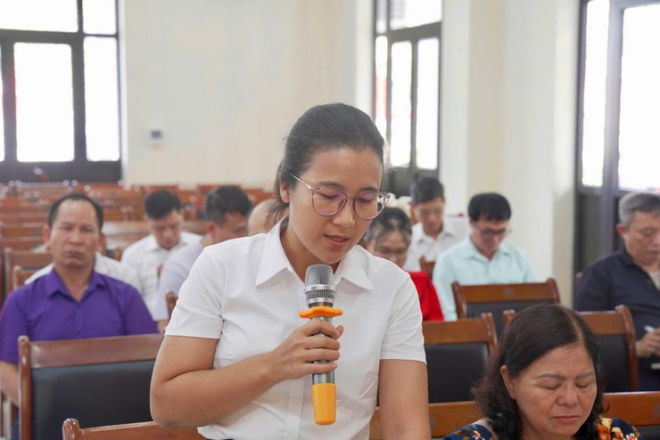 UBND xã Thiên Lộc tổ chức Hội nghị họp tổ triển khai chính sách bảo hiểm xã hội, bảo hiểm y tế xã Thiên Lộc và triển khai một số nội dung nhiệm vụ có liên quan.- Ảnh 9.