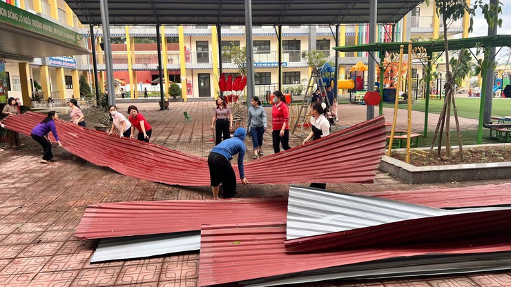 XÃ ỨNG HÒA CHỦ ĐỘNG KHẮC PHỤC THIỆT HẠI DO MƯA GIÔNG.- Ảnh 2.