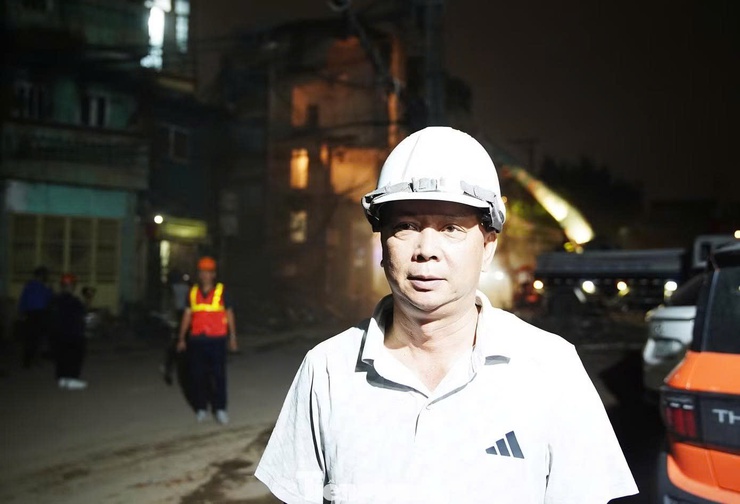 Trắng đêm phá dỡ, giải phóng mặt bằng thi công cầu Trần Hưng Đạo- Ảnh 10.