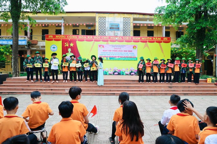 Trường THCS Đông Sơn tổ chức chuyên đề “Ngày hội thống nhất non sông”- Ảnh 5.