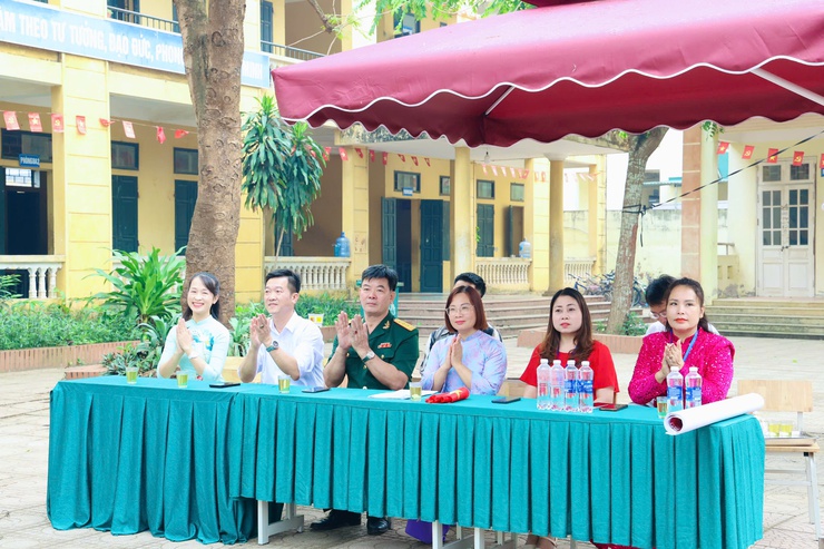 Trường THCS Đông Sơn tổ chức chuyên đề “Ngày hội thống nhất non sông”- Ảnh 11.