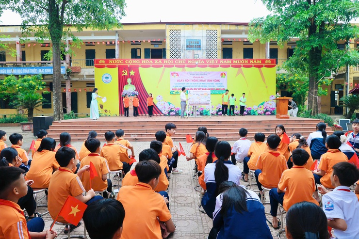 Trường THCS Đông Sơn tổ chức chuyên đề “Ngày hội thống nhất non sông”- Ảnh 2.