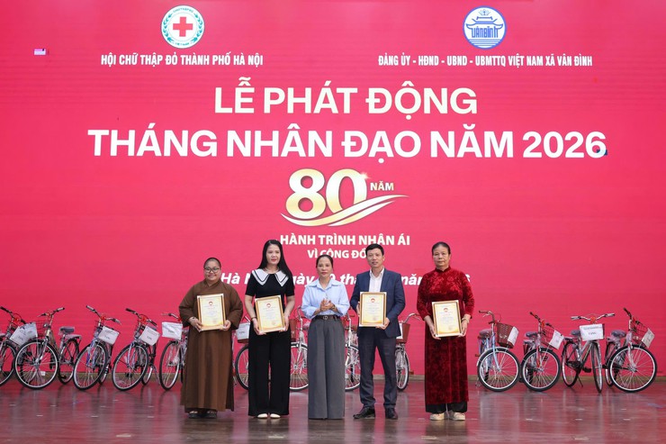 Lễ phát động “Tháng Nhân đạo” năm 2026 với chủ đề “80 năm – Hành trình nhân ái vì cộng đồng”- Ảnh 8.