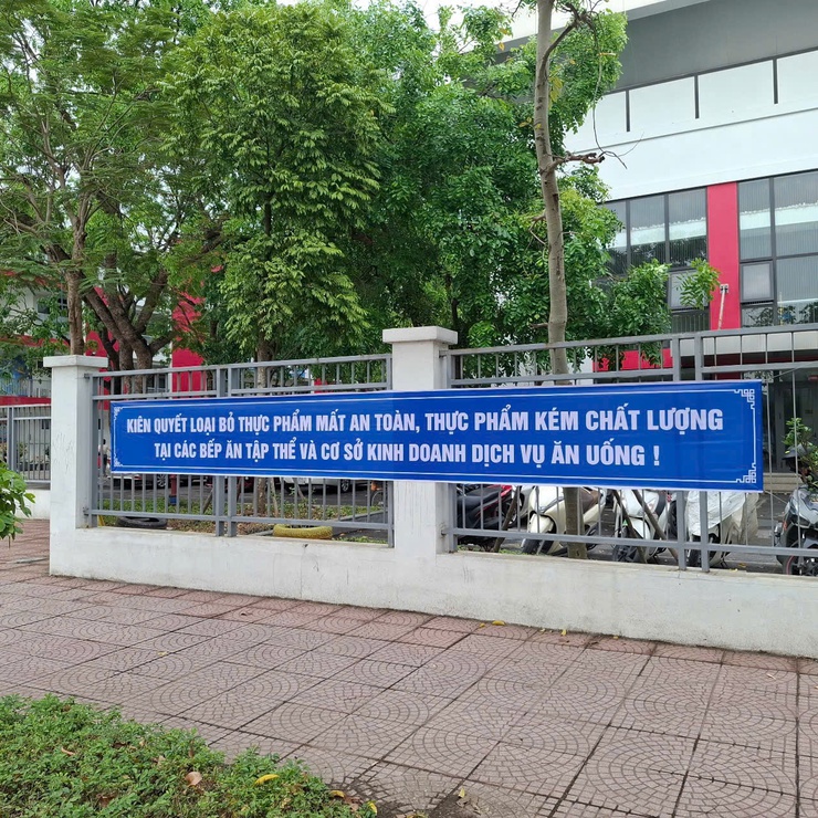 Băng rôn tuyên truyền trong “Tháng hành động vì An toàn thực phẩm”