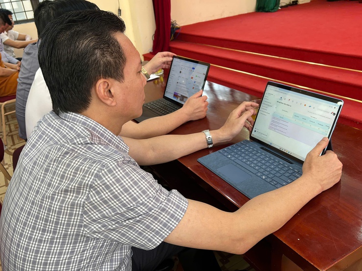 Tây Mỗ tập huấn chuyên sâu về Mô hình Không gian làm việc số HanoiWork cho cán bộ, công chức- Ảnh 5.