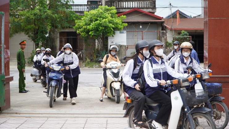 Đại Xuyên duy trì hiệu quả mô hình “Cổng trường an toàn giao thông”- Ảnh 4.