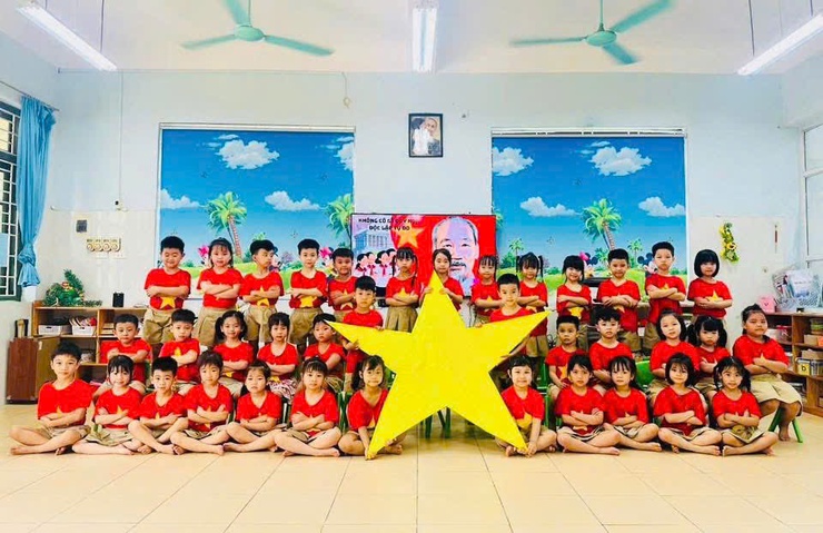 Trường Mầm non Tiên Phương tổ chức dâng hương và hoạt động trải nghiệm nhân dịp 30/4- Ảnh 9.