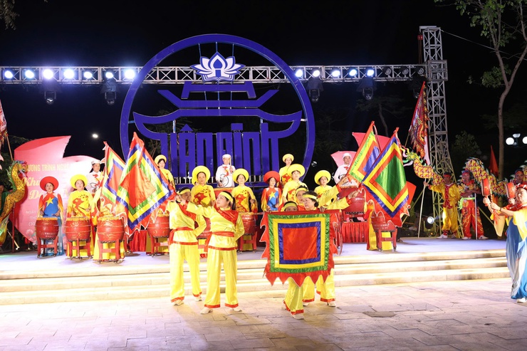 Chương trình nghệ thuật “Khúc đồng giao” chào mừng ngày Giải phóng miền nam 30/4 và Quốc tế lao động 1/5- Ảnh 7.