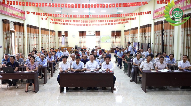 Chi bộ thôn Long Phú tổ chức sinh hoạt tháng 4/2026 gắn với tập huấn chuyển đổi số trong công tác Đảng- Ảnh 1.