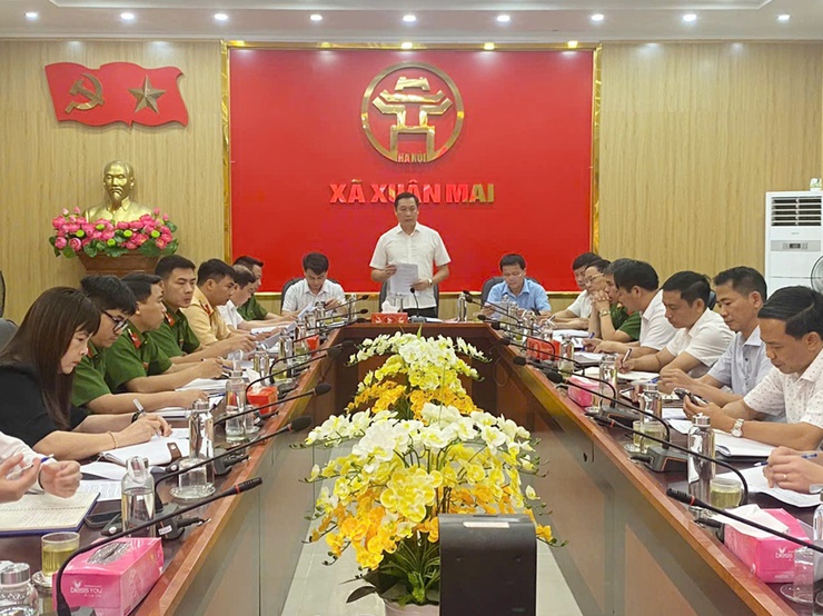 Xuân Mai tiếp tục chỉ đạo giải quyết 05 điểm nghẽn trên địa bàn xã- Ảnh 1.