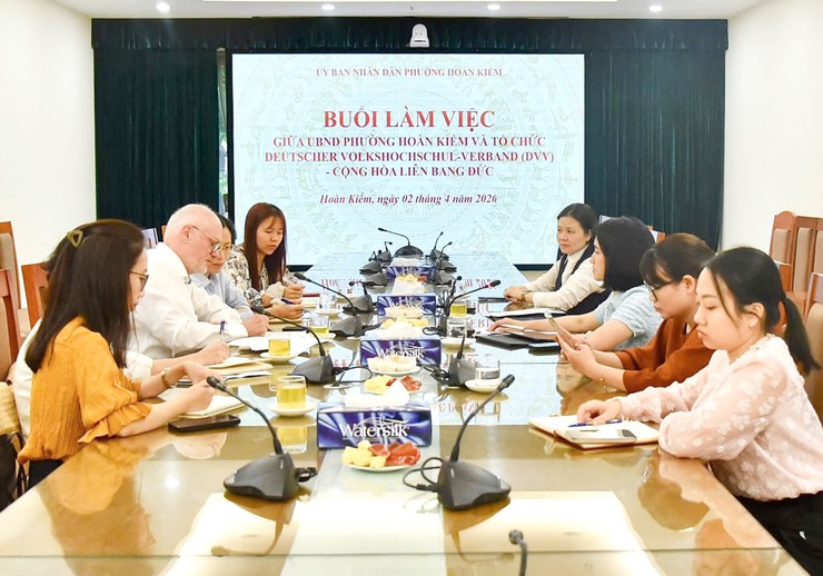 Phường Hoàn Kiếm hợp tác quốc tế trong triển khai học tập suốt đời - Ảnh 1.