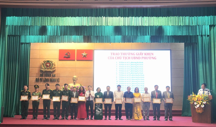 Ba Đình tổng kết bầu cử 2026–2031: Dấu ấn lãnh đạo, sức mạnh đồng thuận Nhân dân- Ảnh 11.