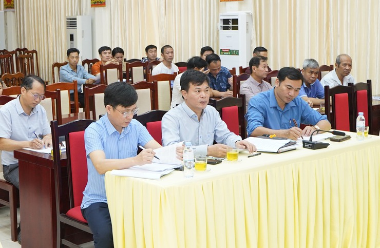 UBND xã tổ chức hội nghị triển khai công tác giải phóng mặt bằng đường tỉnh lộ 428A đoạn từ Cầu Cống Thần đến Cầu Giẽ- Ảnh 3.