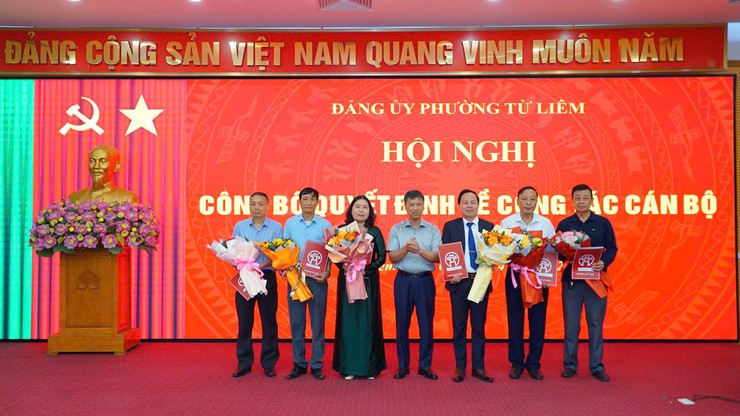 Phường Từ Liêm tổ chức hội nghị Ban Chấp hành Đảng bộ phường lần thứ năm triển khai công tác kiện toàn nhân sự và thông qua các nội dung quan trọng- Ảnh 7.