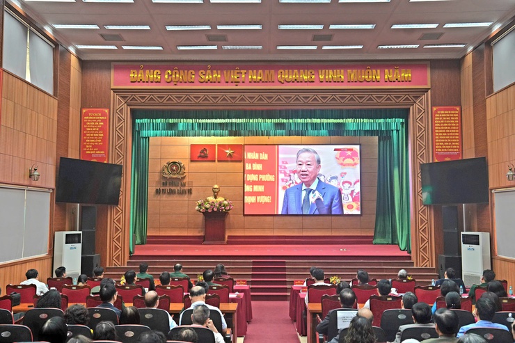 Ba Đình tổng kết bầu cử 2026–2031: Dấu ấn lãnh đạo, sức mạnh đồng thuận Nhân dân- Ảnh 4.