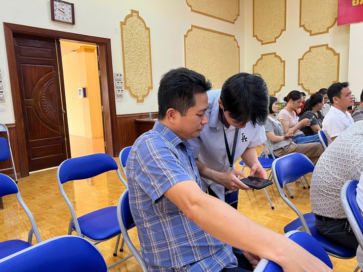 Đẩy mạnh chuyển đổi số: Xã Ngọc Hồi triển khai tập huấn hệ thống HanoiWork- Ảnh 6.