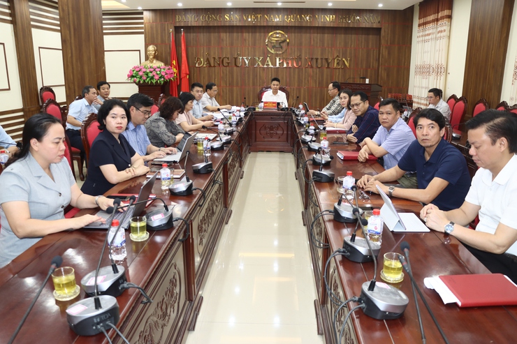 Xã Phú Xuyên tham dự hội nghị đánh giá kết quả công tác quý I, triển khai nhiệm vụ trọng tâm quý II - 2026 của thành phố Hà Nội- Ảnh 2.