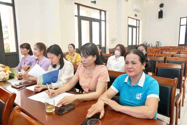 Hội nghị kiện toàn chức danh cán bộ chủ chốt Hội LHPN xã khóa I , nhiệm kỳ 2025 - 2030.- Ảnh 6.