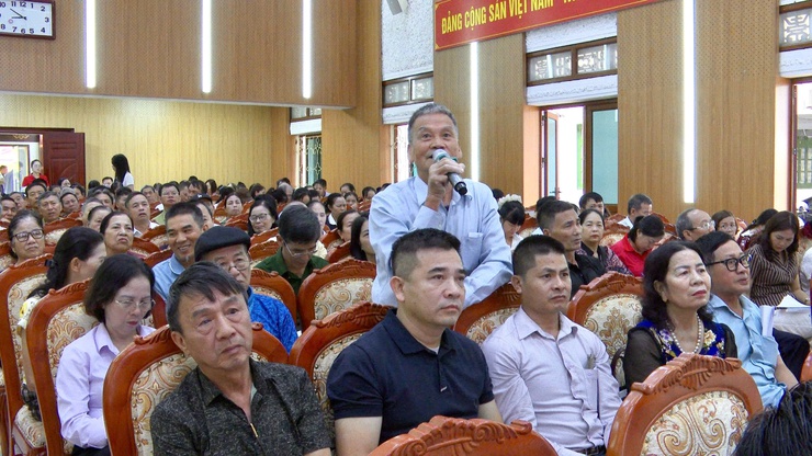 UBND XÃ THƯ LÂM TỔ CHỨC HỘI NGHỊ LẤY Ý KIẾN CỘNG ĐỒNG DÂN CƯ VỀ ĐỒ ÁN QUY HOẠCH CHI TIẾT TỶ LỆ 1/500 KHU ĐÔ THỊ LIÊN HÀ- Ảnh 13.