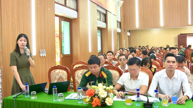 UBND XÃ THƯ LÂM TỔ CHỨC HỘI NGHỊ LẤY Ý KIẾN CỘNG ĐỒNG DÂN CƯ VỀ ĐỒ ÁN QUY HOẠCH CHI TIẾT TỶ LỆ 1/500 KHU ĐÔ THỊ LIÊN HÀ- Ảnh 6.