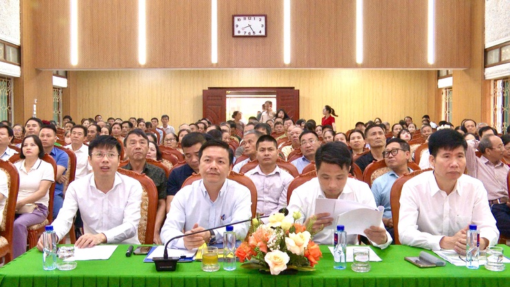 UBND XÃ THƯ LÂM TỔ CHỨC HỘI NGHỊ LẤY Ý KIẾN CỘNG ĐỒNG DÂN CƯ VỀ ĐỒ ÁN QUY HOẠCH CHI TIẾT TỶ LỆ 1/500 KHU ĐÔ THỊ LIÊN HÀ- Ảnh 3.